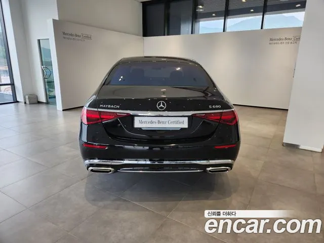 Mercedes-Benz S-Class — Фото автомобиля 7