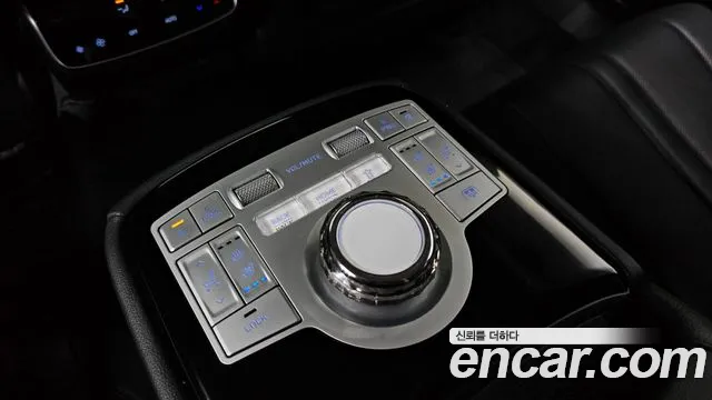 Genesis G80 Бензин 2.5 турбо AWD — Фото автомобиля 13