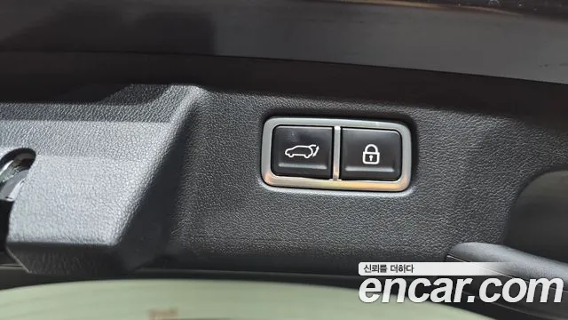 Kia Sorento Sorento 4-е поколение Бензин 2.5T 2WD — Фото автомобиля 17