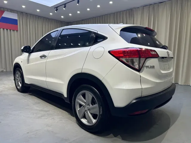 Honda Vezel — Фото автомобиля 5