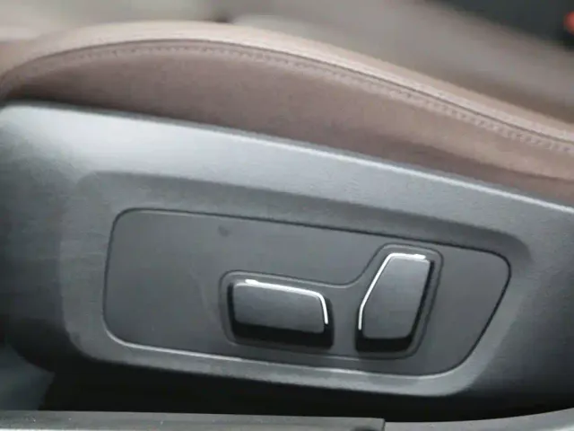 BMW 3 Series — Фото автомобиля 12