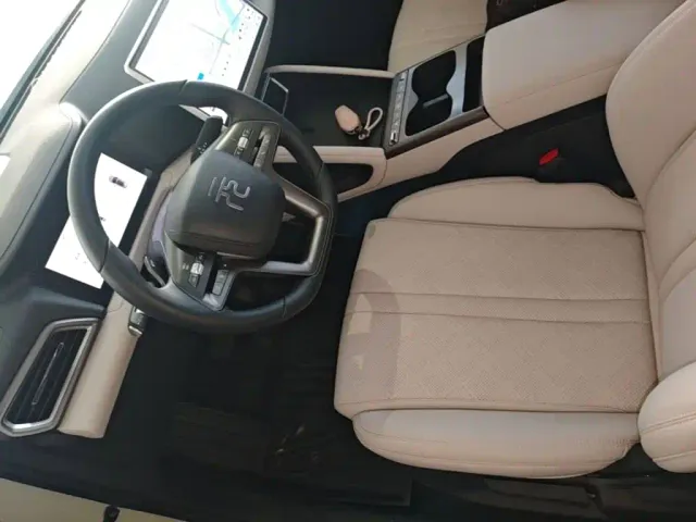 BYD Yuan UP — Фото автомобиля 15