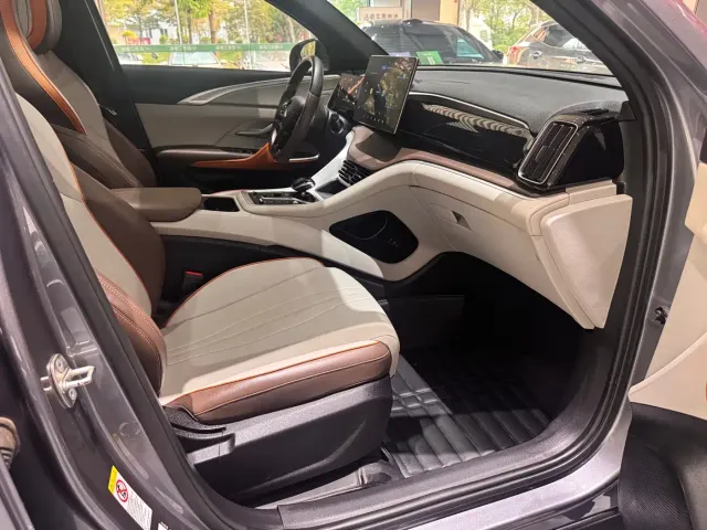 BYD Song Pro — Фото автомобиля 22