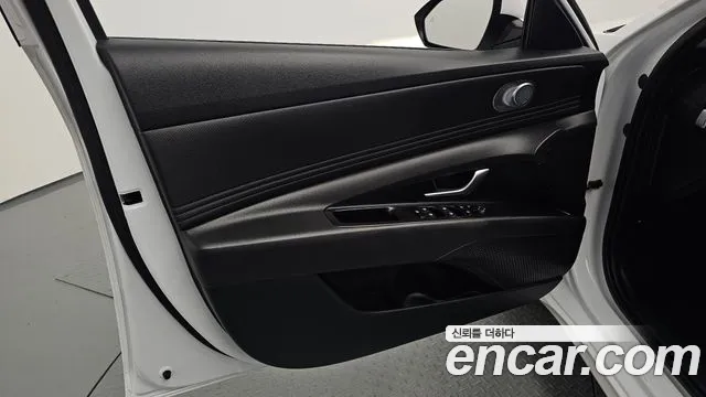 Hyundai Avante CN7 — Фото автомобиля 24