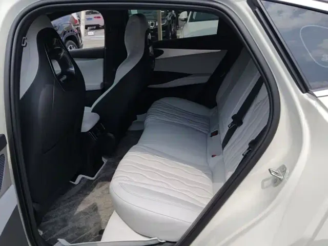 BYD Seal 06 — Фото автомобиля 16