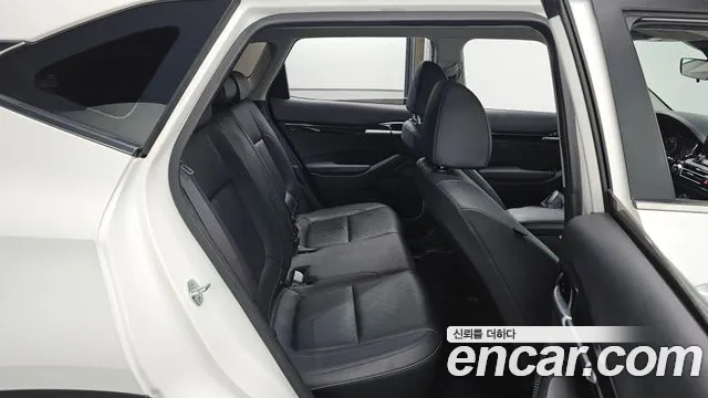 Kia Seltos — Фото автомобиля 11