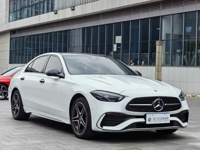 Mercedes-Benz C-Class — Фото автомобиля 4