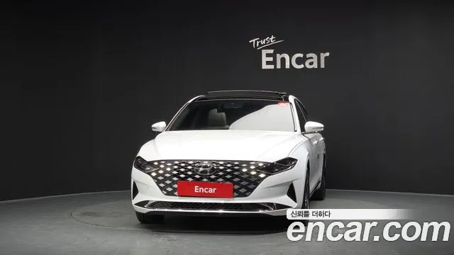 Hyundai Grandeur — Фото автомобиля 3