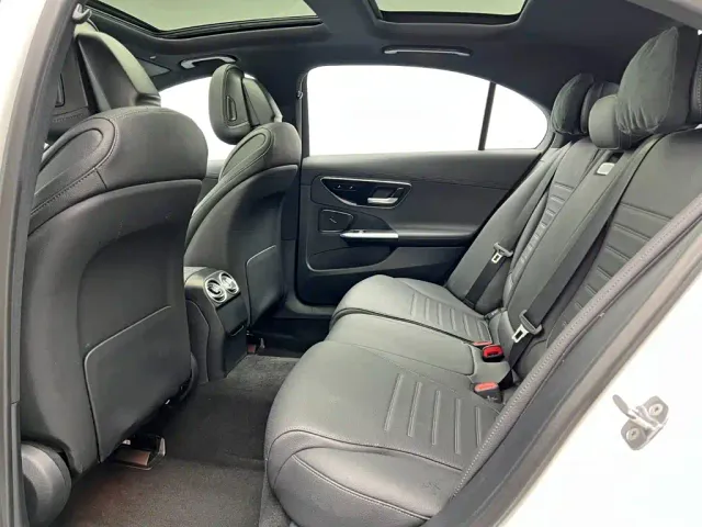 Mercedes-Benz C-Class — Фото автомобиля 15