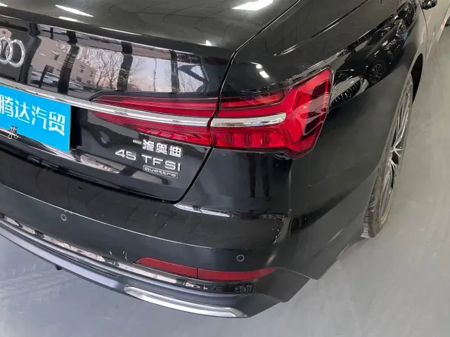 Audi A6L — Фото автомобиля 4
