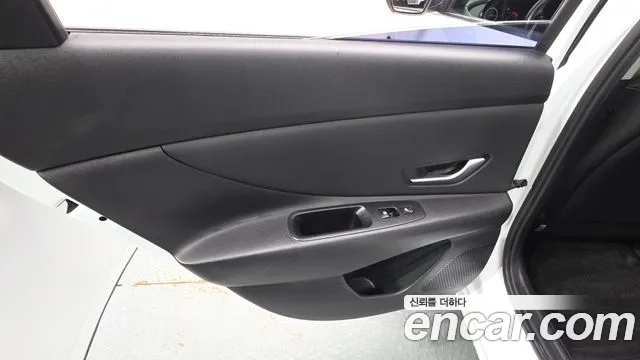 Hyundai AVANTE Avante (CN7) — Фото автомобиля 24