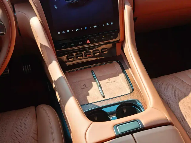 BYD U8 — Фото автомобиля 18