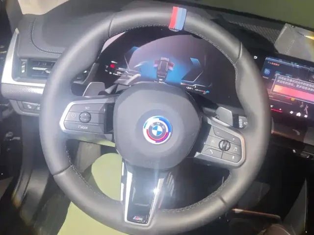 BMW X1 — Фото автомобиля 15