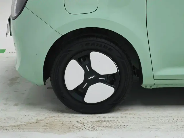 Changan Lumin — Фото автомобиля 8