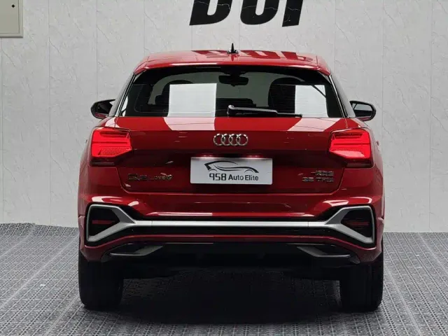 Audi Q2L — Фото автомобиля 12