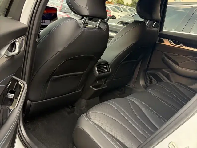 Geely Xingrui — Фото автомобиля 4