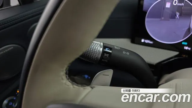 Genesis GV80 — Фото автомобиля 30
