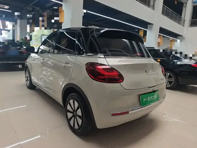 Wuling Motors Wuling Bingo 2023 203km Comfort Version — Фото автомобиля 4