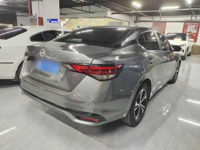 Nissan Sylphy — Фото автомобиля 5