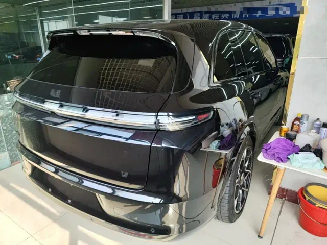 Li Auto L7 — Фото автомобиля 6
