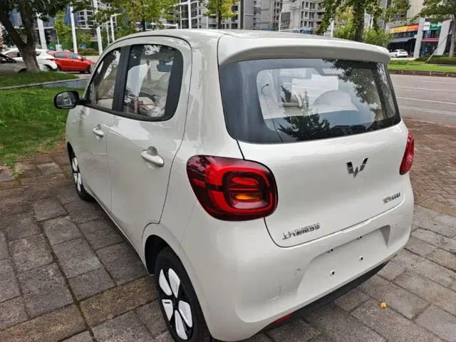 Wuling Hongguang Mini EV — Фото автомобиля 4