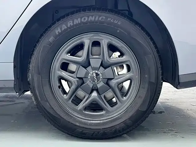 BYD Seal 05 DM-i — Фото автомобиля 19