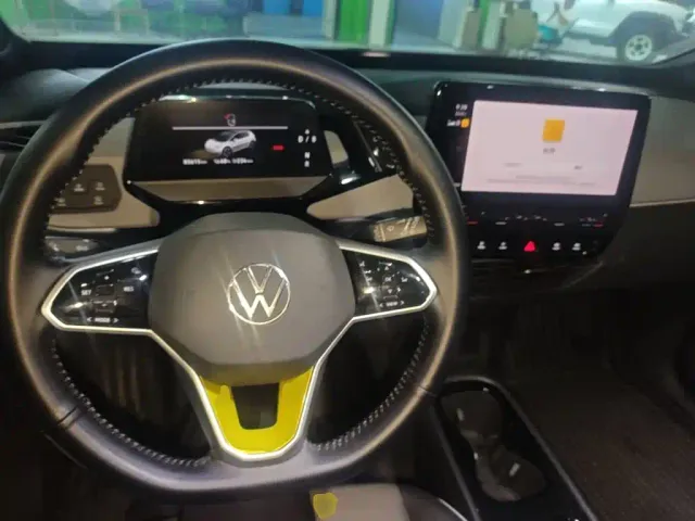 Volkswagen ID.3 — Фото автомобиля 10
