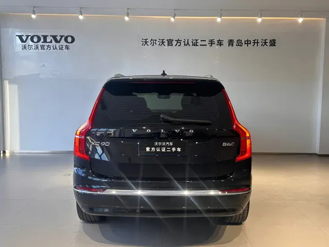 Volvo XC90 — Фото автомобиля 7