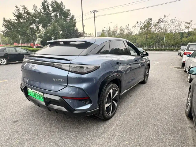 BYD Sealion 07 EV — Фото автомобиля 9
