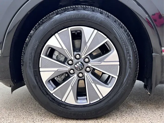 Buick E5 — Фото автомобиля 9