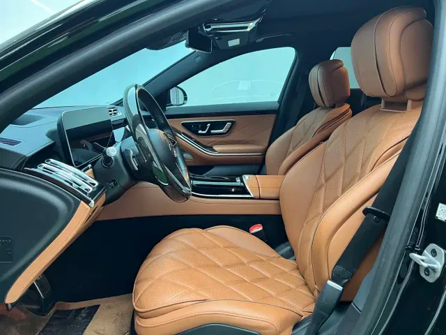 Mercedes-Benz Maybach S-Class — Фото автомобиля 23