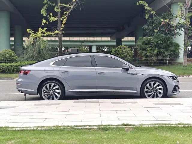 Volkswagen CC — Фото автомобиля 8