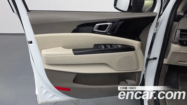 Kia Canival Carnival 4 поколение Дизель 9 мест Prestige — Фото автомобиля 21