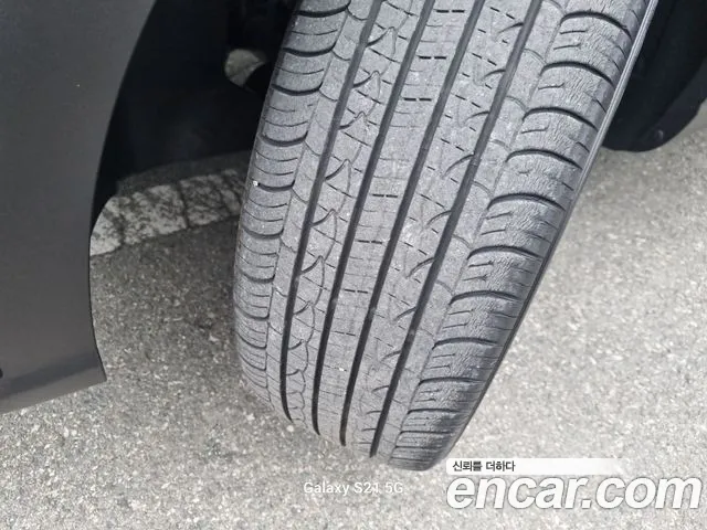 Hyundai Venue — Фото автомобиля 20