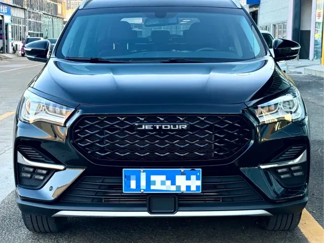 Jetour X95 — Фото автомобиля 2