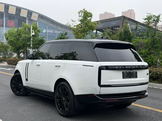 Land Rover Range Rover — Фото автомобиля 13