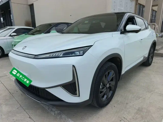 Фотография автомобиля — Dongfeng Fengshen L7