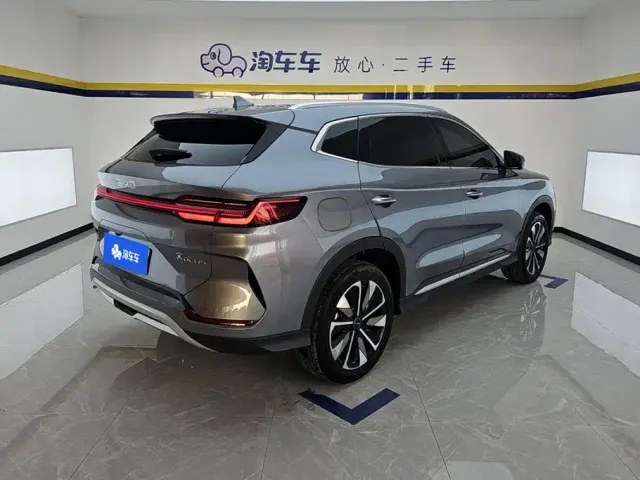BYD Song PLUS — Фото автомобиля 3