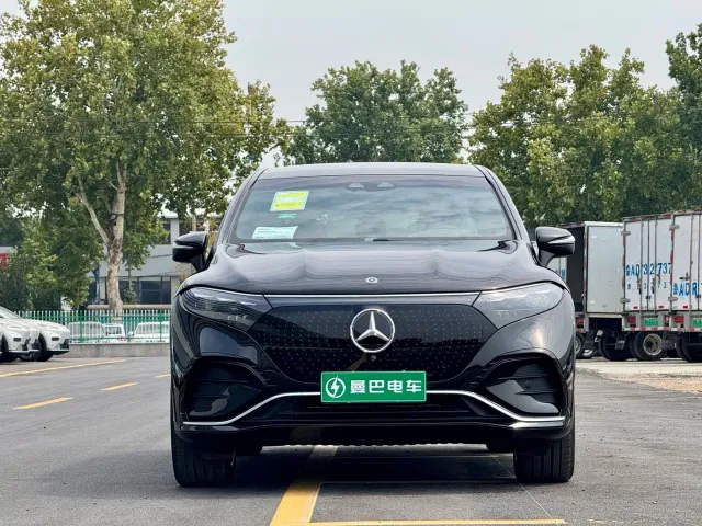 Mercedes-Benz EQS — Фото автомобиля 2