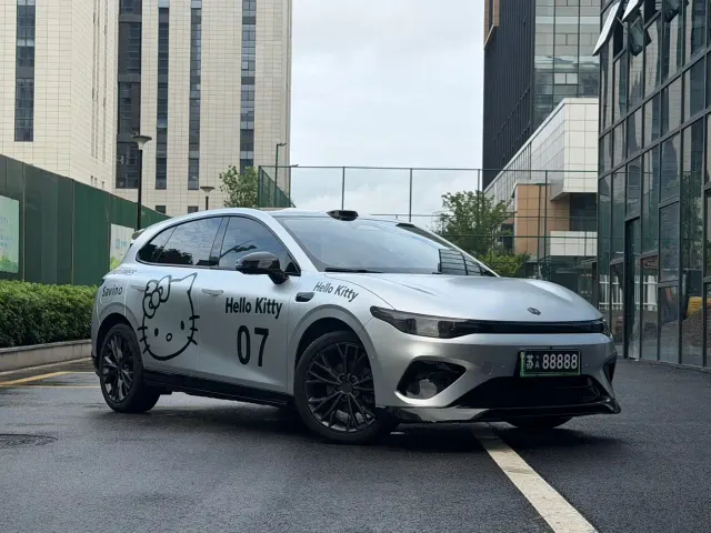 Leapmotor Lafa 5 — Фото автомобиля 4