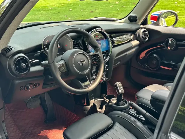 MINI MINI 2022 2.0T COOPER S Artist — Фото автомобиля 17