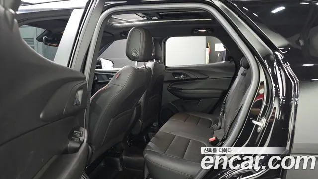 Chevrolet Trailblazer — Фото автомобиля 11