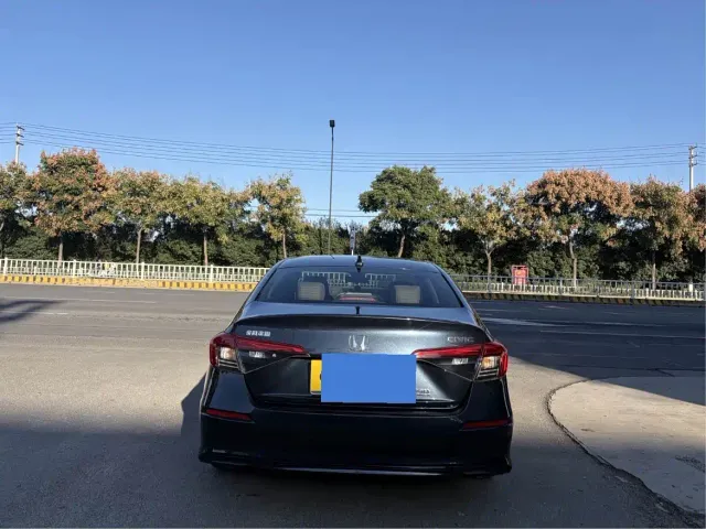 Honda Civic — Фото автомобиля 4