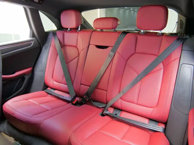 Porsche Macan — Фото автомобиля 15