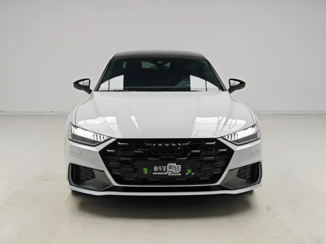 Audi A7L — Фото автомобиля 2