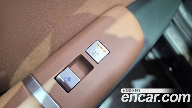 Hyundai Grandeur GN7 — Фото автомобиля 28