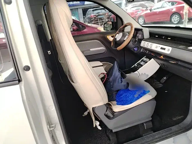 Wuling Hongguang Mini EV — Фото автомобиля 24