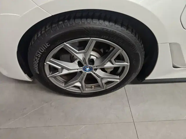 BMW i3 — Фото автомобиля 22