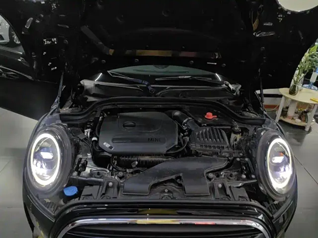 MINI Hatch — Фото автомобиля 19