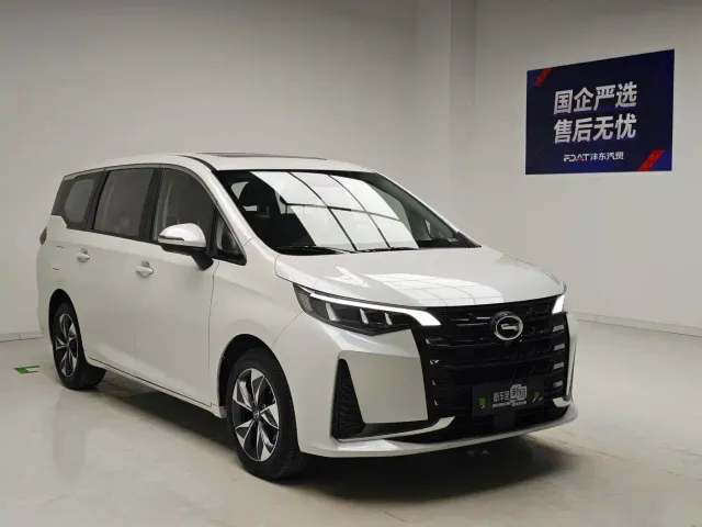 GAC Trumpchi M6 — Фото автомобиля 3